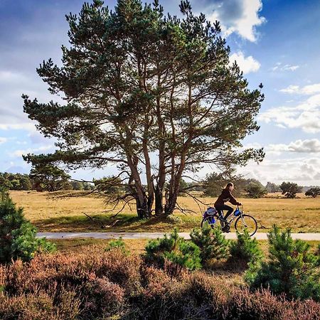 Chalet Op De Veluwe # Berk Putten Esterno foto