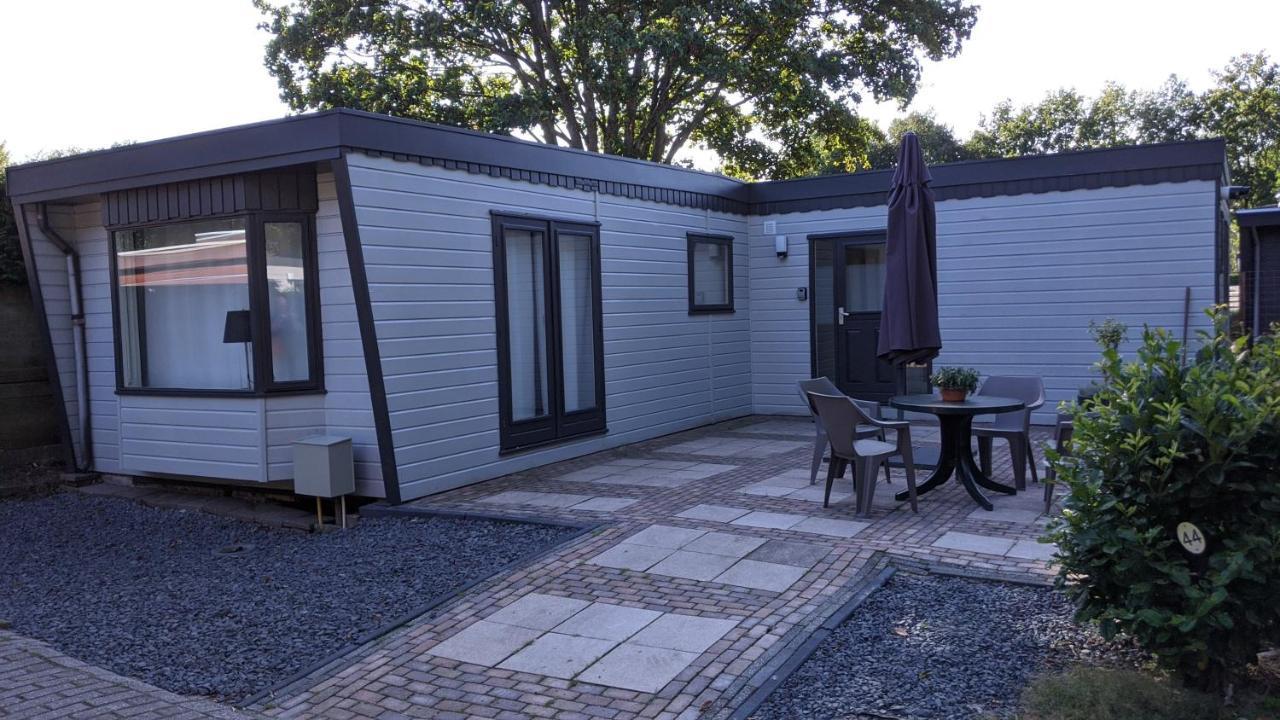 Chalet Op De Veluwe # Berk Putten Esterno foto