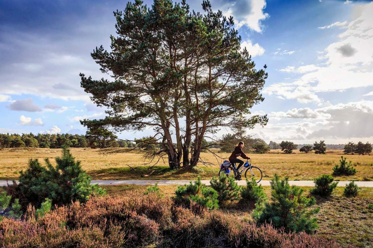 Chalet Op De Veluwe # Berk Putten Esterno foto